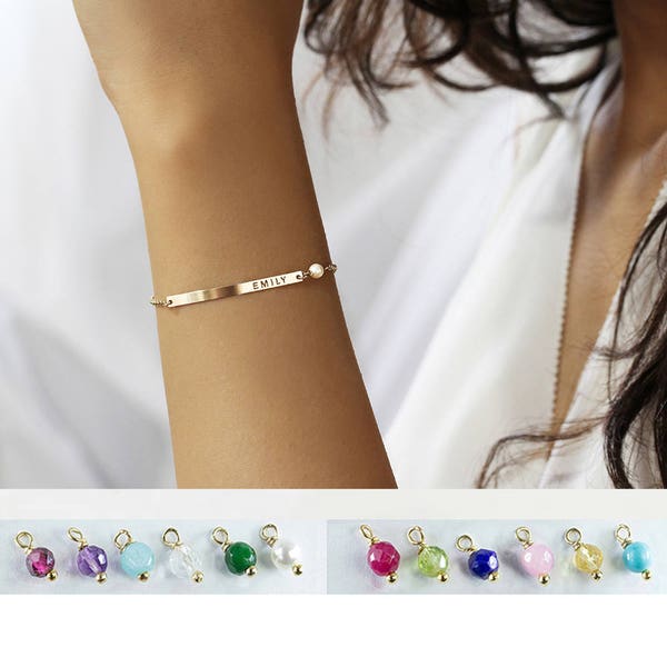 Personalized Gift for Mom, Custom Name Bracelet, Dainty Engraved Bracelet, Monogram, Name Plate, Initial bracelet for women