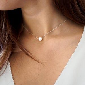 Silver Pearl Necklace, Single white pearl necklace, Bridesmaids Necklace, Floating pearl, Wedding jewelry, Bridesmaids Gift