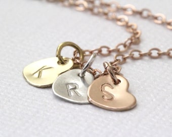 Initial Necklace, Personalized Heart necklace, Gold, Silver, Rose Gold, Valentines jewelry,Gift for friend, Grandma Mothers Necklace