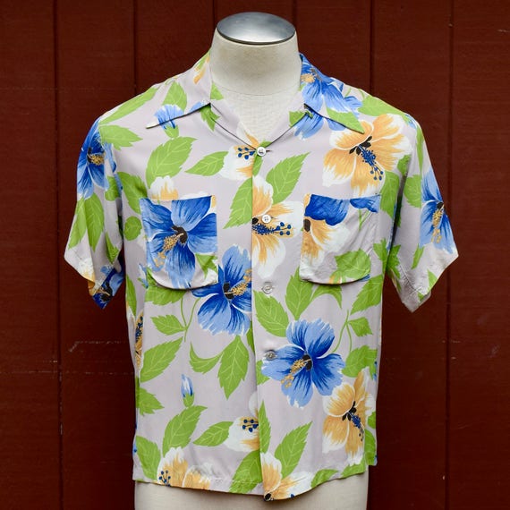 1940s /1950s Cold Rayon Hibiscus Print Hawaiian /… - image 1