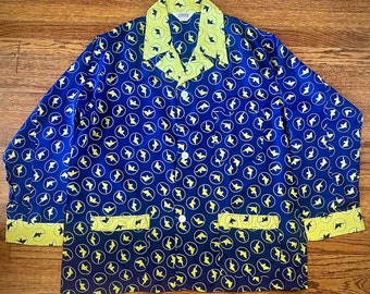 Fantastic Dead Stock Sent 1940-tal/Början av 1950-talet Day-Glo Chartreuse och marinblå Cold Rayon Unicorn Print Pyjamas Stor