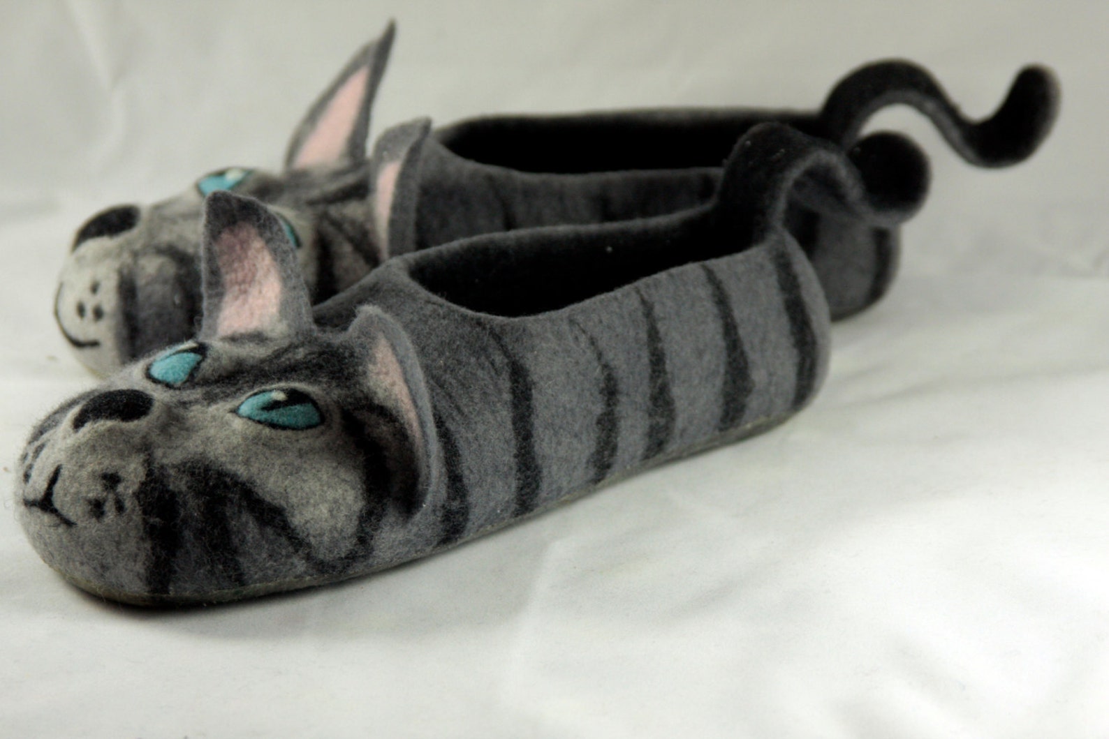 Felted Grey Cats Slippers Made to ORDER/ Animal Slippers Gift Etsy