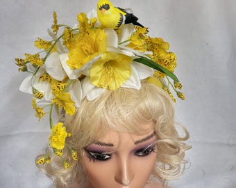 Yellow with white fascinator