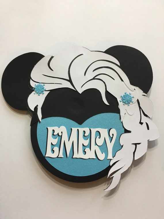 Items similar to 5" Personalized Elsa door decoration on Etsy