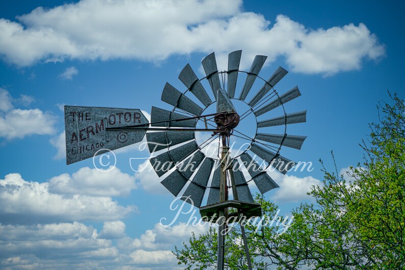 Windmill / Farm Windmill / Ranch Windmill / Texas Hill Country / Farm Equipment / Aeromotor Windmill image 1