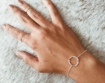 Hammered Infinity Circle Bracelet in 14/20 Gold-fill or Sterling Silver