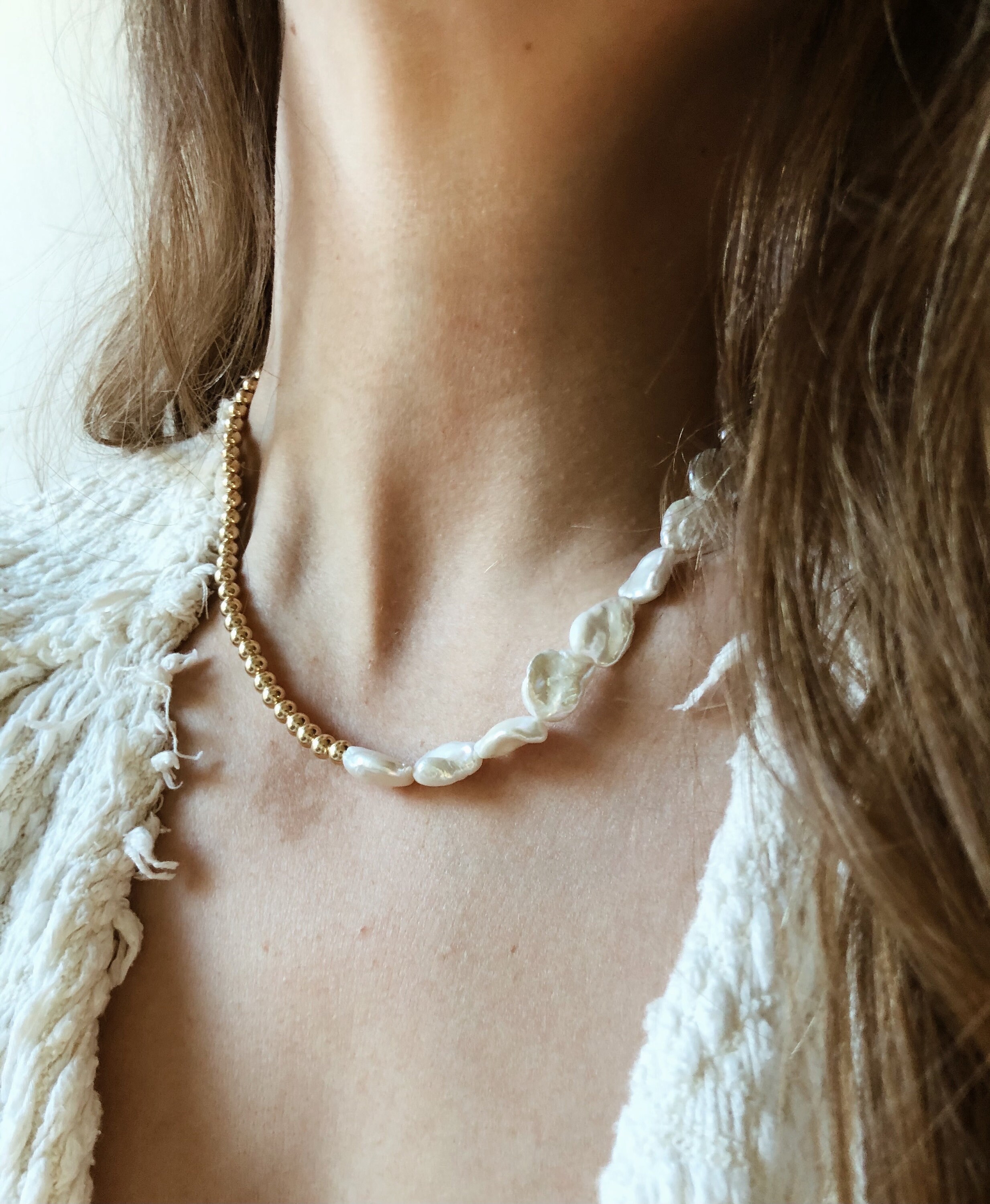 And other stories pearl necklace deals