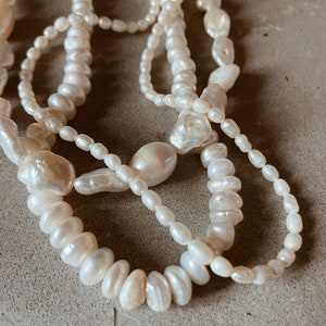 Button Freshwater Pearl Necklace image 7