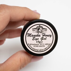 Manuka Honey Soothing Eye Gel. Handmade & packed in the rural British Countryside Active for dull dry eyes