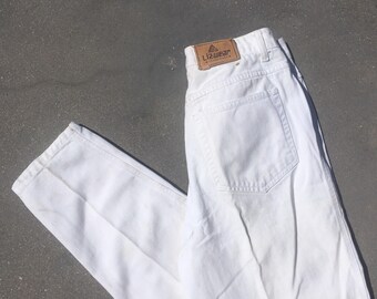30/31 Union label Liz Claiborne jeans white high waist high rise mom jeans 80s 1980s 29 30 31 90s 1990s USA tapered slim fit wedgie 6 8 10