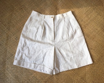 High waist linen shorts white bermuda L XL extra large vintage size 16 Talbots made in Hong Kong long shorts minimalist high fashion minimal