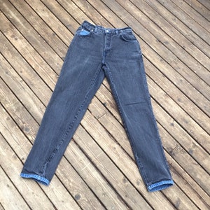 levis 902 jeans