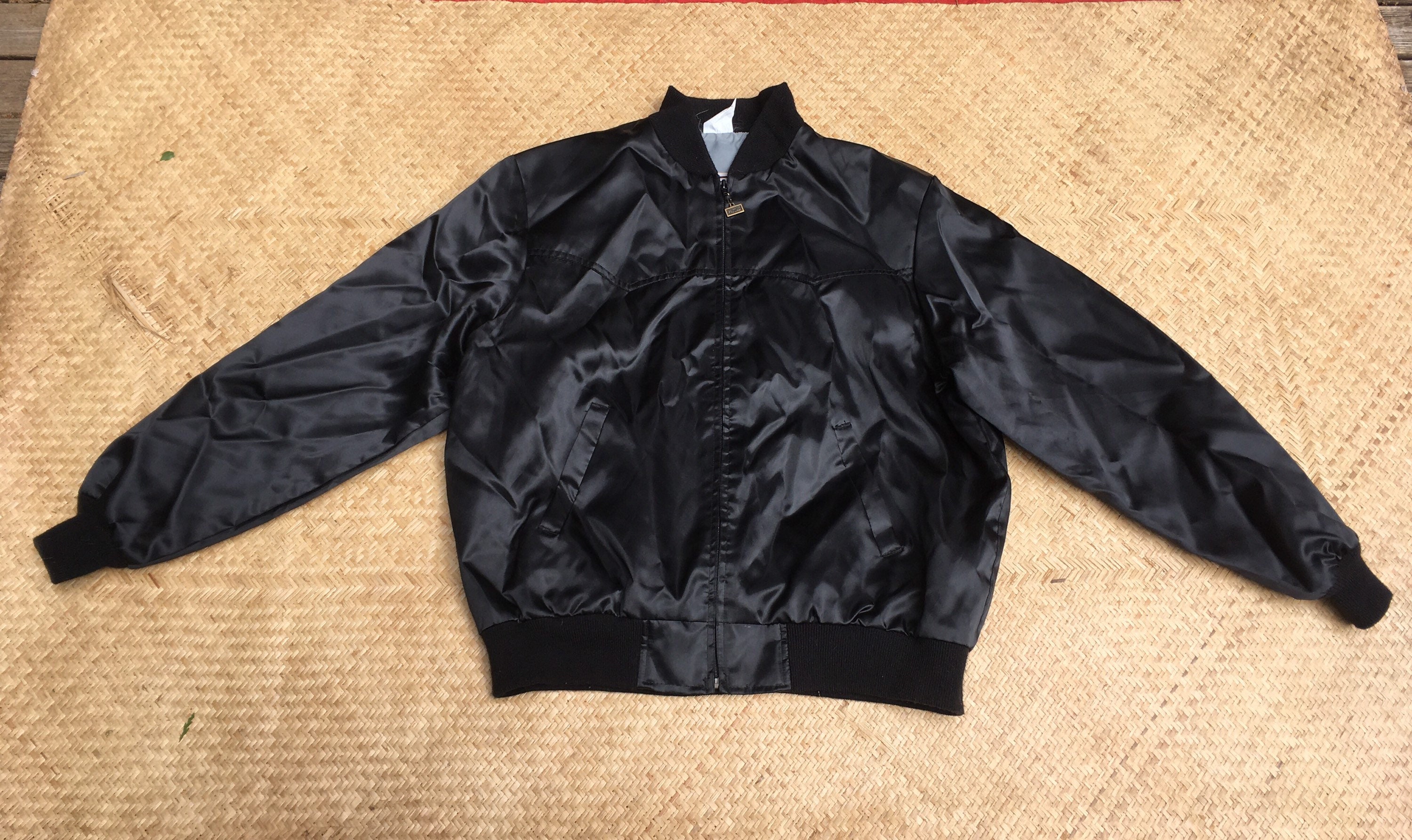 L/XL Vintage Bomber Jacket Black Satin Nylon L XL 2XL Xxl Flight