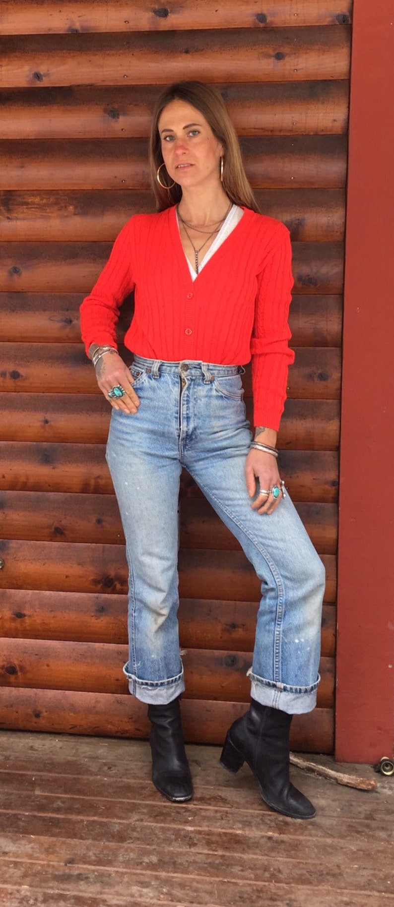 SM 1970s cardigan lightweight wool long red 70s 1970s cable knit v neck slim fit fitted S M size small to medium longline cardi hip length