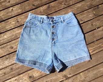 32 high waist jean shorts blue jeans summer 30 31 33 ML size medium to large vintage size 14 90s 1990s 80s 1980s light blue finished hem 12