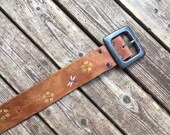 SALE 1970s tooled leather belt 70s M L XL medium extra large 32 34 36 38 wide 60s 1960s brown square buckle wide hippie flowers floral boho