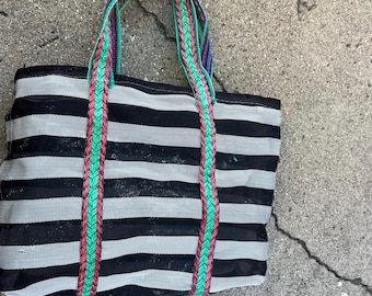 Bolso de malla a rayas, reutilizable, para ir de compras o al mercado.