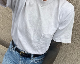 Sale 90s single stitch shirt white made usa miusa 100 cotton pocket distressed well worn soft pocket used 1990s 80s 1980s S XS extra small