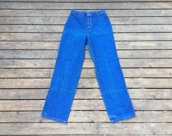 28x32 1970s Levis sailor jeans 70s dark blue vintage Levis jeans 28 29 inch waist 32 inseam cotton denim wide leg high waist rise straight