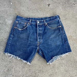 Vtg 30 Levi's 501 jorts baggy cut off mid blue dark blue 32 28 long jean shorts cutoffs loose fit y2k 90s vintage Levis 501s 4 6 8 10 12 m l