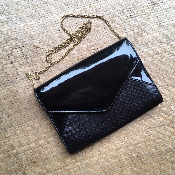 Patent Vegan Leather Chain Shoulder Bag