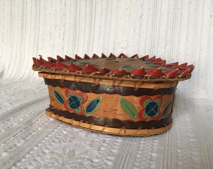 Antique Ojibwe Birch Bark Basket Birchbark Anishinabe Anishinaabe