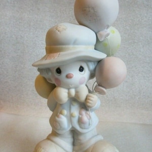 Check Sale Details! Vintage Precious Moments CLOWN w Balloons I GET A BANG OuT oF YOu 1984!