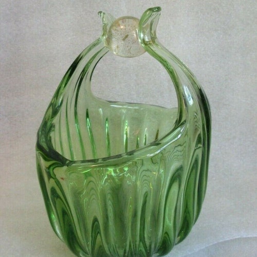 MCM shops MURANO ArT GLaSS Candy BoWL Basket Vase GReeN w Gold Foil Alfredo Barbini!