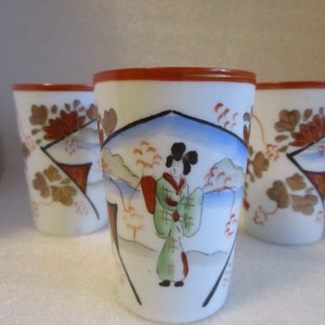 Vtg JAPANESE Porcelain Arita Kutani IMARI Fukagawa Hand Painted Lemonade TEA Glass SaKI CuPS Tumblers Geisha!