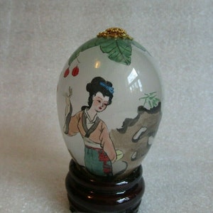 Vintage CHINESE EXPORT RÜCKSEITE BEMALTES GLaSS Ei Baum Geisha Kurtisane