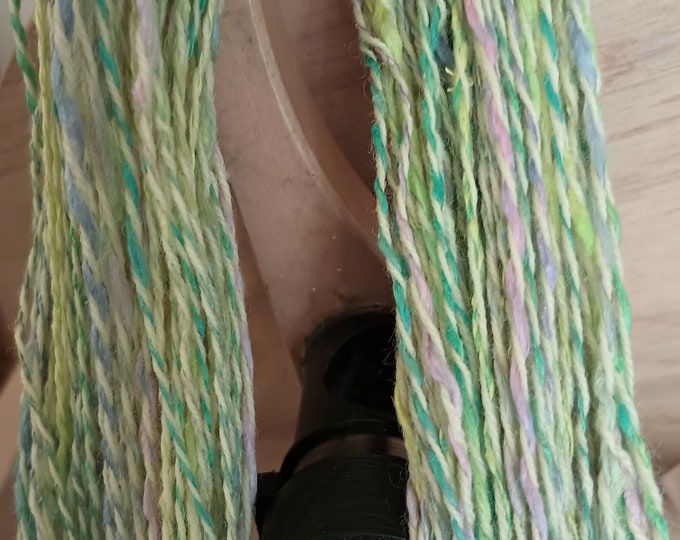 Handspun Yarn 88 Yds Super Coil Yarn Handspun Art Yarn wool Auto Handspun Yarn 88 Yds Super Coil Yarn Handspun Art Yarn wool Auto