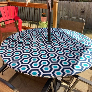 Round fitted tablecloth with 2&quot; Umbrella Hole and drawstring - washable - polyester outdoor fabric - tablecloth with umbrella hole