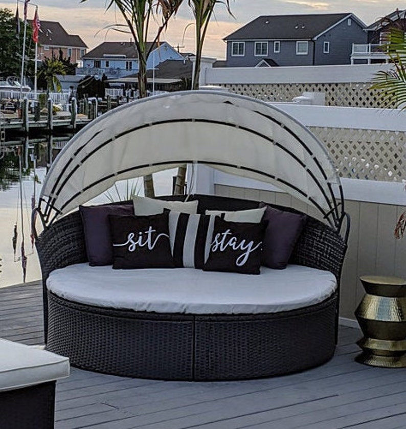 Round Outdoor Daybed Fitted cover. Soil/Stain Resistant. Etsy