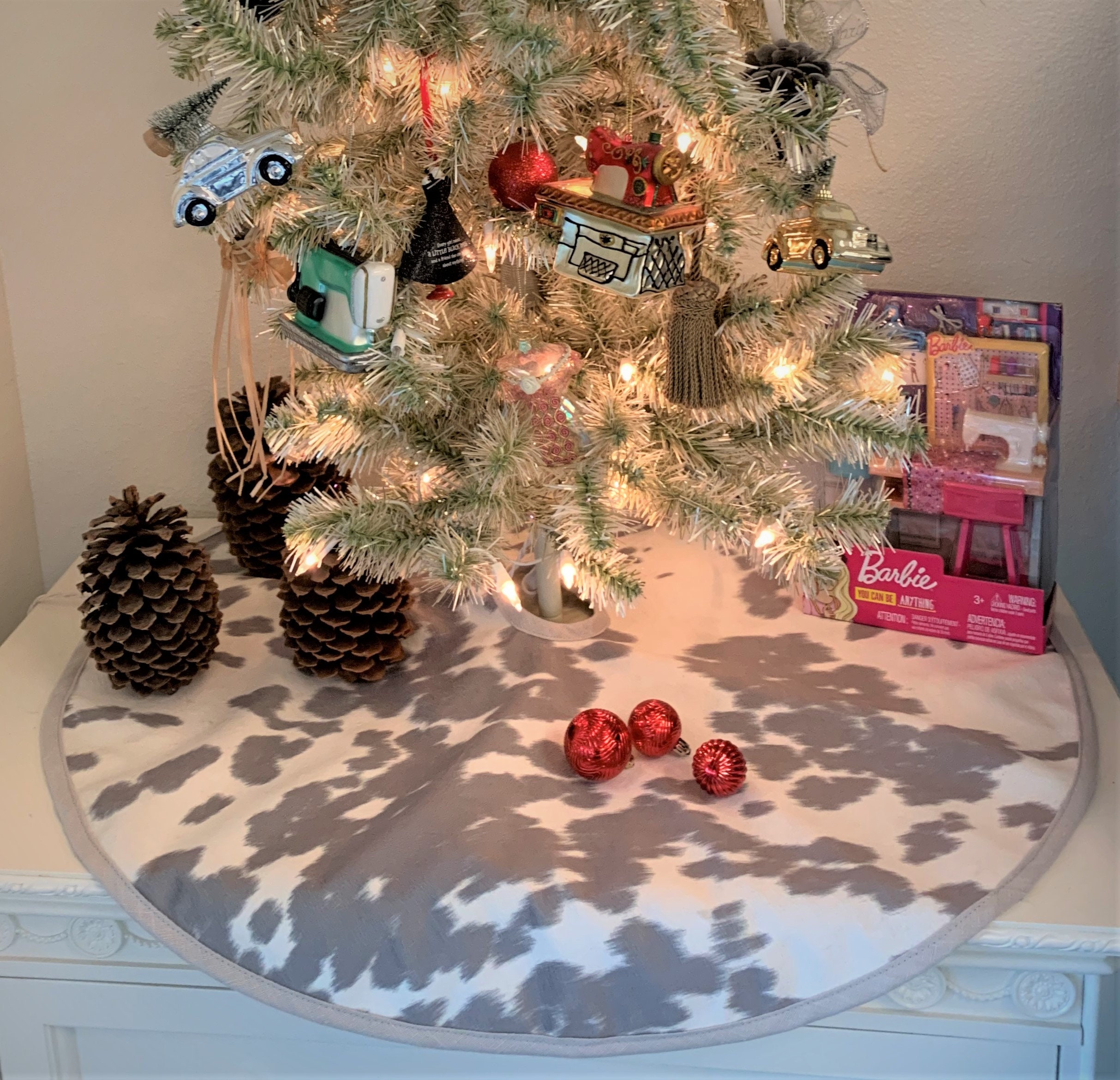 Velvet Cow Print Christmas Tree Skirt Udder Madness Round