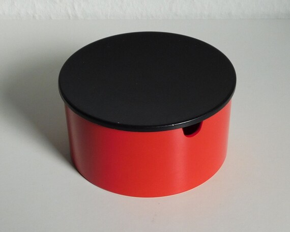 Arne Jacobsen, Stelton sugar bowl, red