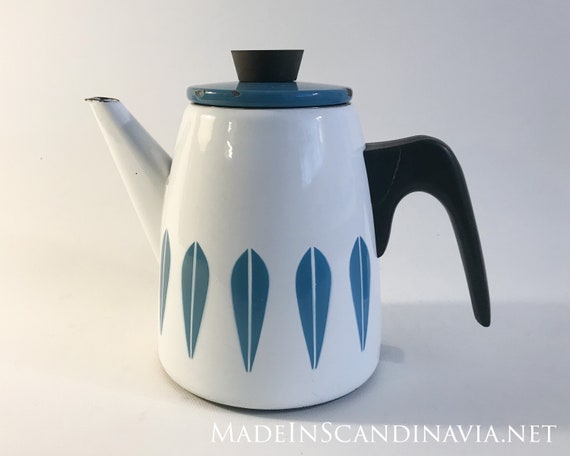 Cathrineholm Lotus Coffee Pot - white and blue - Mid Century - Vintage