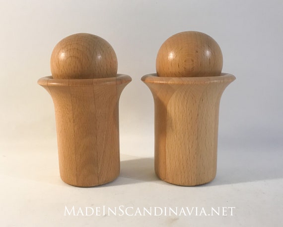 Rare set of retro Nissen salt & pepper grinders