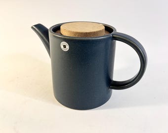 Höganäs Keramik Blue Teapot – Scandinavian Modern Stoneware, Marie Louise Hellgren Design Collectable