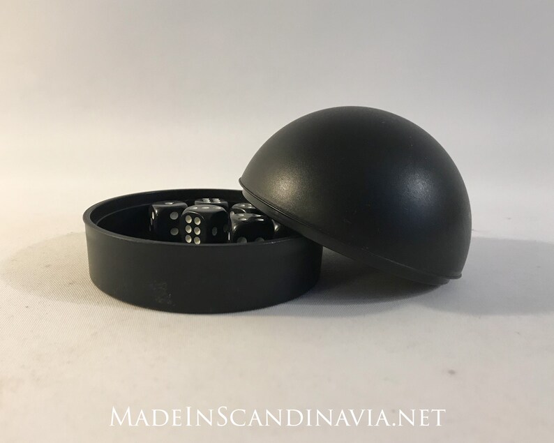 Georg Jensen/Royal Copenhagen Dice set RAFLER Black Danish Design Designed by Dan Christensen Contemporary Design image 3