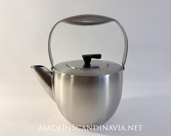Bodum Columbia Tea Press - satin finished | Danish design by C. Jørgensen | Contemporary | Modern