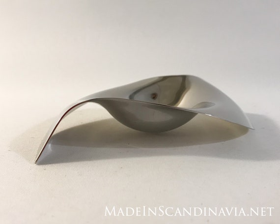 Rare Georg Jensen / Royal Copenhagen 'Please-Pass-Me' salt cellar | Designed by Allan Scharff | Rare find | Collectable