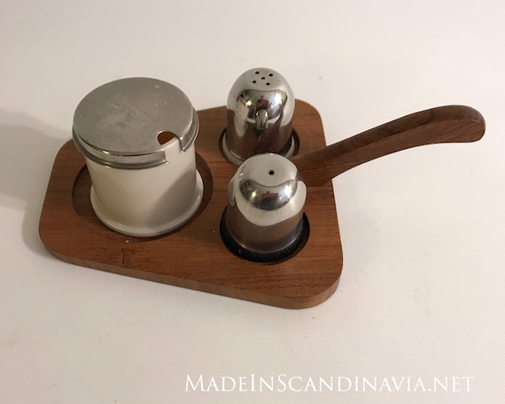 Midcentury Retro Condiment set - teak, plastic, and steel