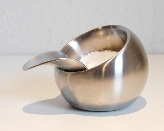 Georg Jensen TWIST salt cellar | Danish Design | Designed by Philip Bro Ludvigsen | Contemporary Design