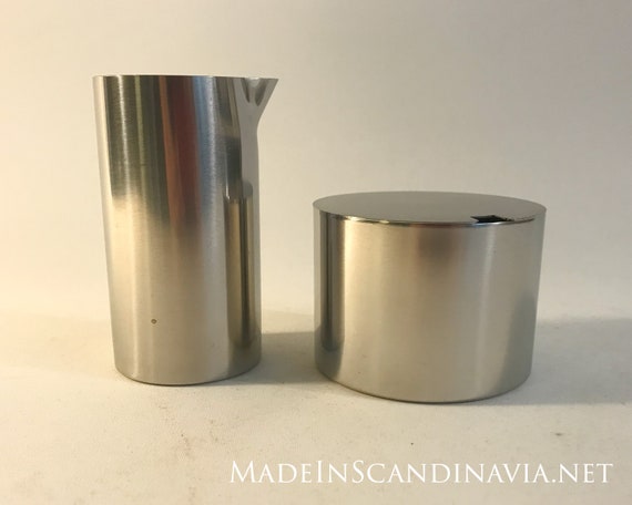 Stelton Cylinda Line Creamer and Sugar set | Designed by Arne Jacobsen for Stelton Denmark | Danish Design | Contemporary | Minimalist