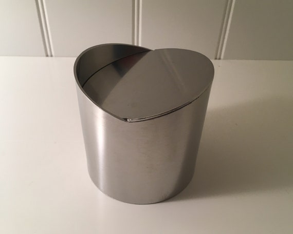 Stelton Revolving Ashtray | Designed by Aart Roelandt | Midcentury Modern |