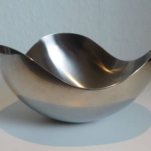 Georg Jensen Bloom Skål – Danskt Rostfritt Stål Bordsdekoration (16 cm)