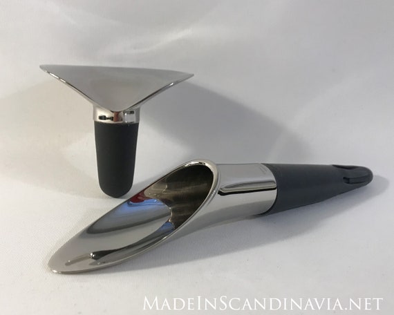 Georg Jensen WINE & BAR Collection- wine stopper and wine pourer