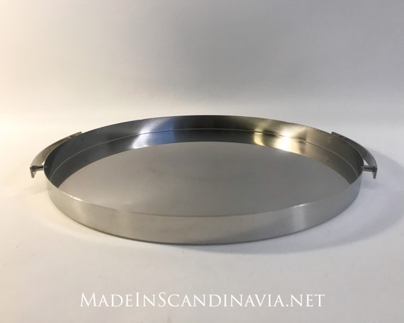 Stelton Cylinda Line serving tray - large | Designed by Arne Jacobsen | Danish Design | Mid-Century Modern