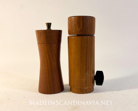 Vintage Wooden Salt and Pepper Grinders, Set of 2, Scandinavian Kitchen Design