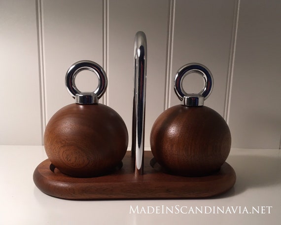 Bodum Nissen Ball salt and pepper grinders - set including tray